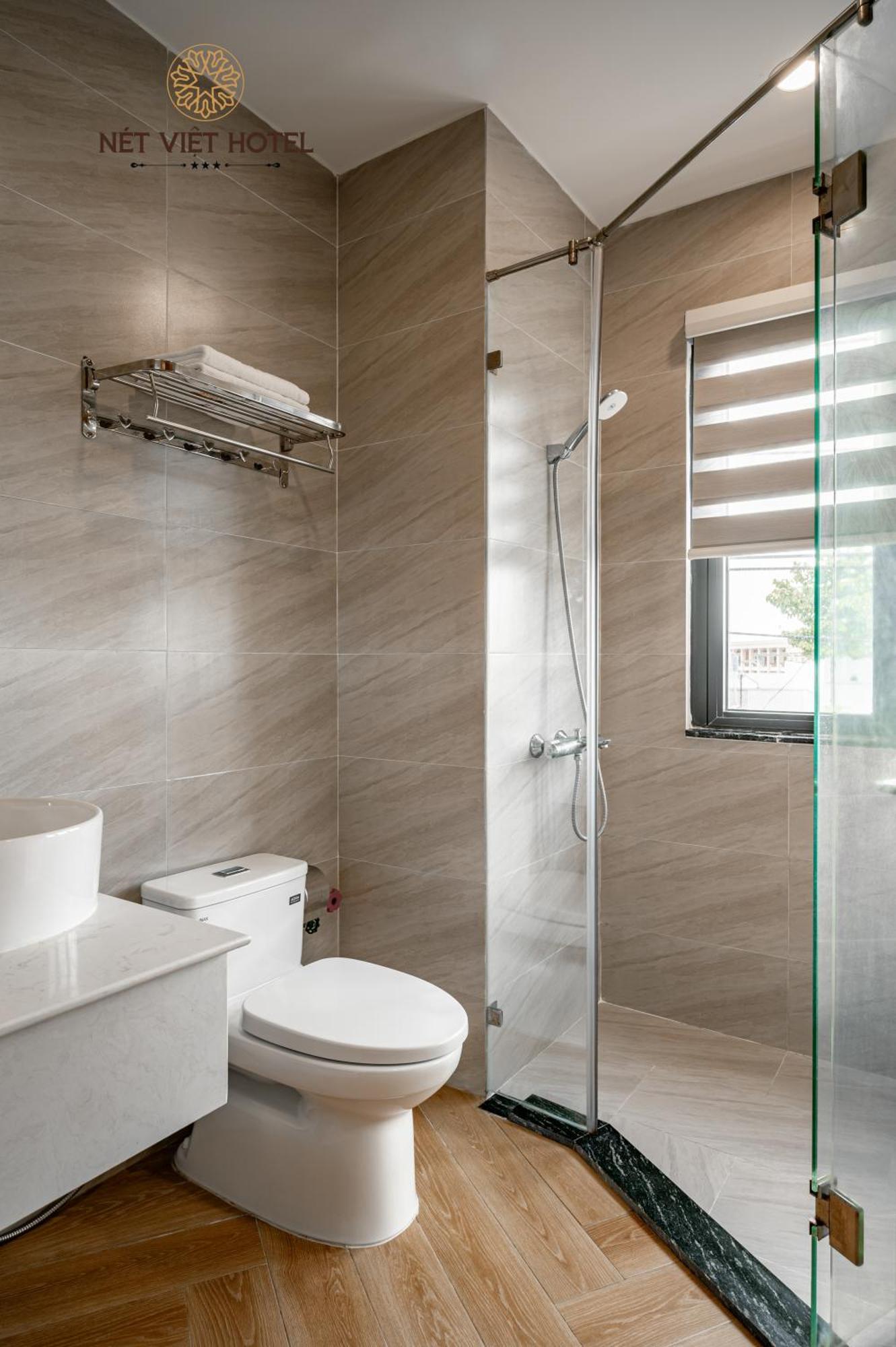 Net Viet Hotel Vincom Шокчанг Экстерьер фото