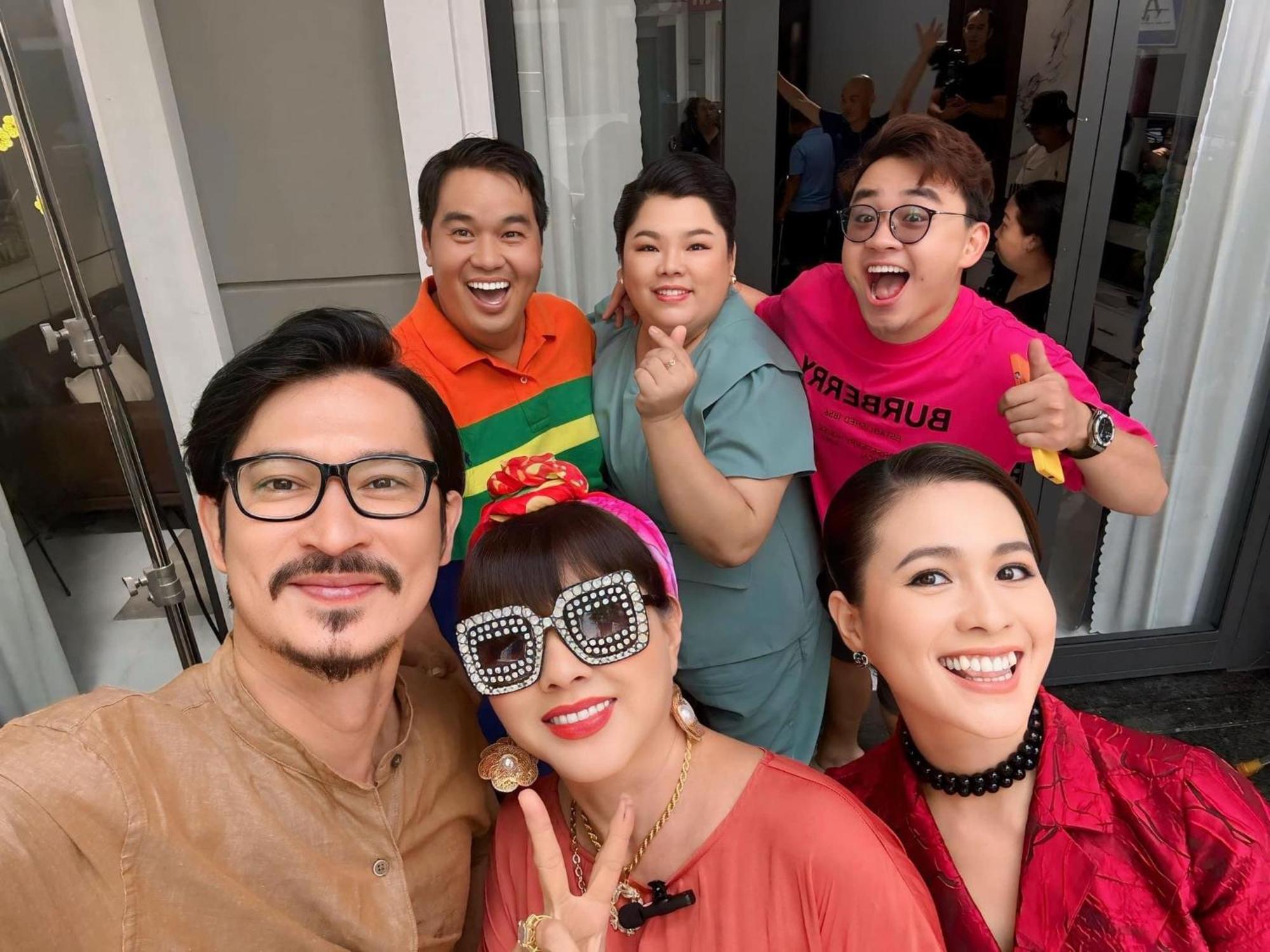 Net Viet Hotel Vincom Шокчанг Экстерьер фото